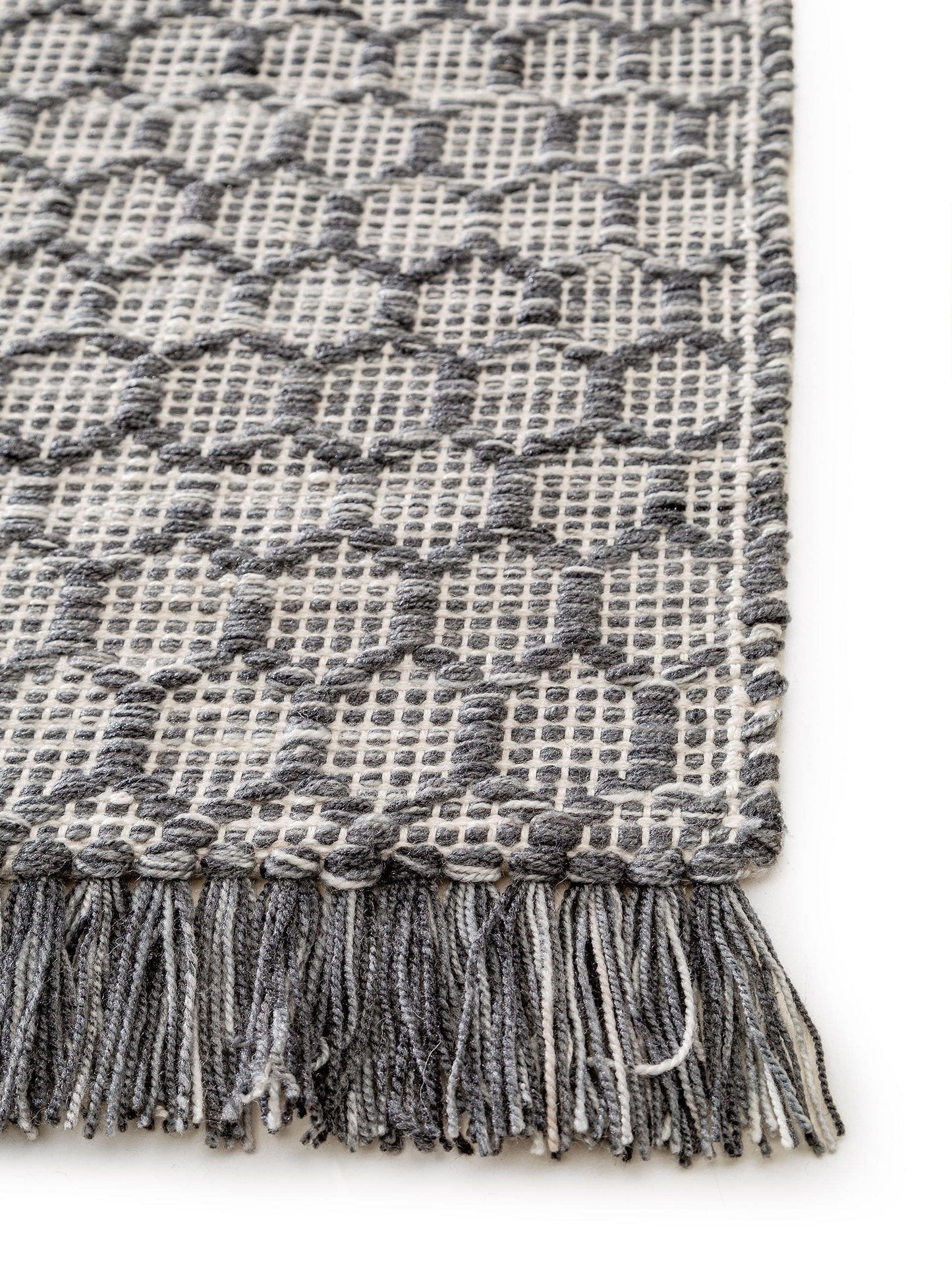 Covor din materiale reciclate Mimpi Dark Grey