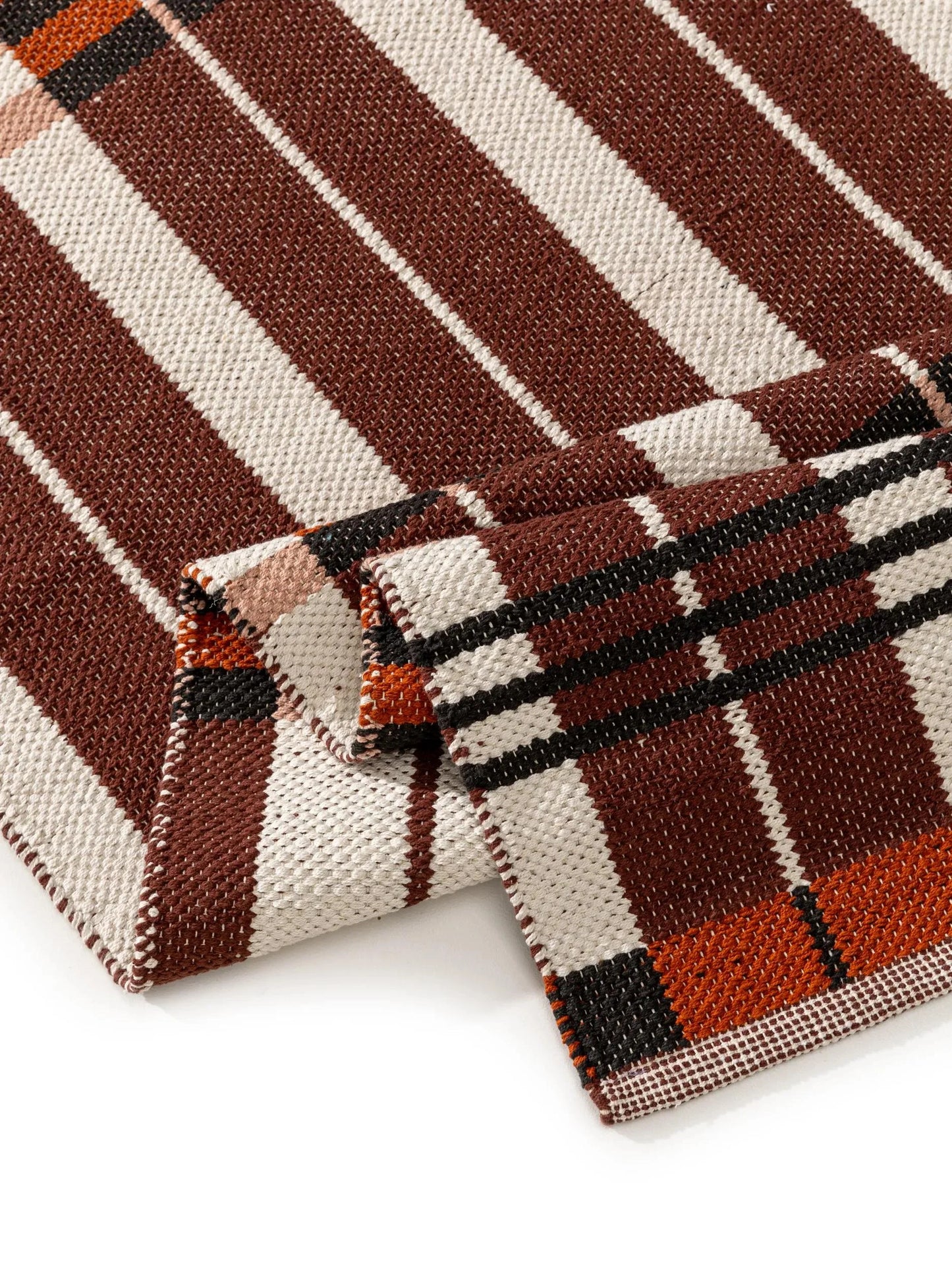 Traversă Leander Brown