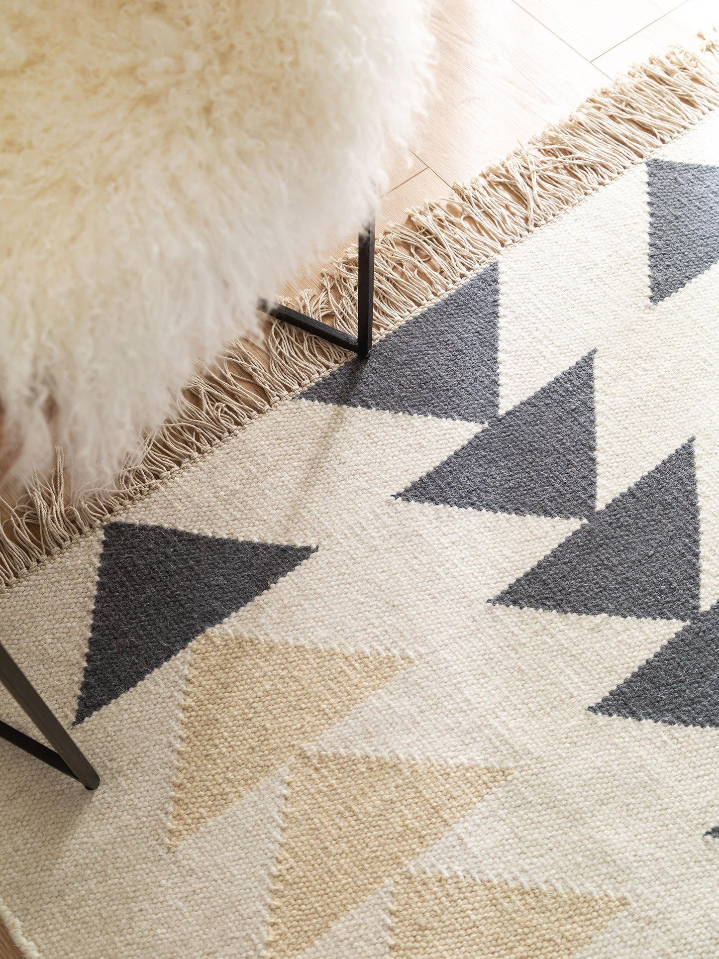 Hand Woven Kilim Vince Ivory 