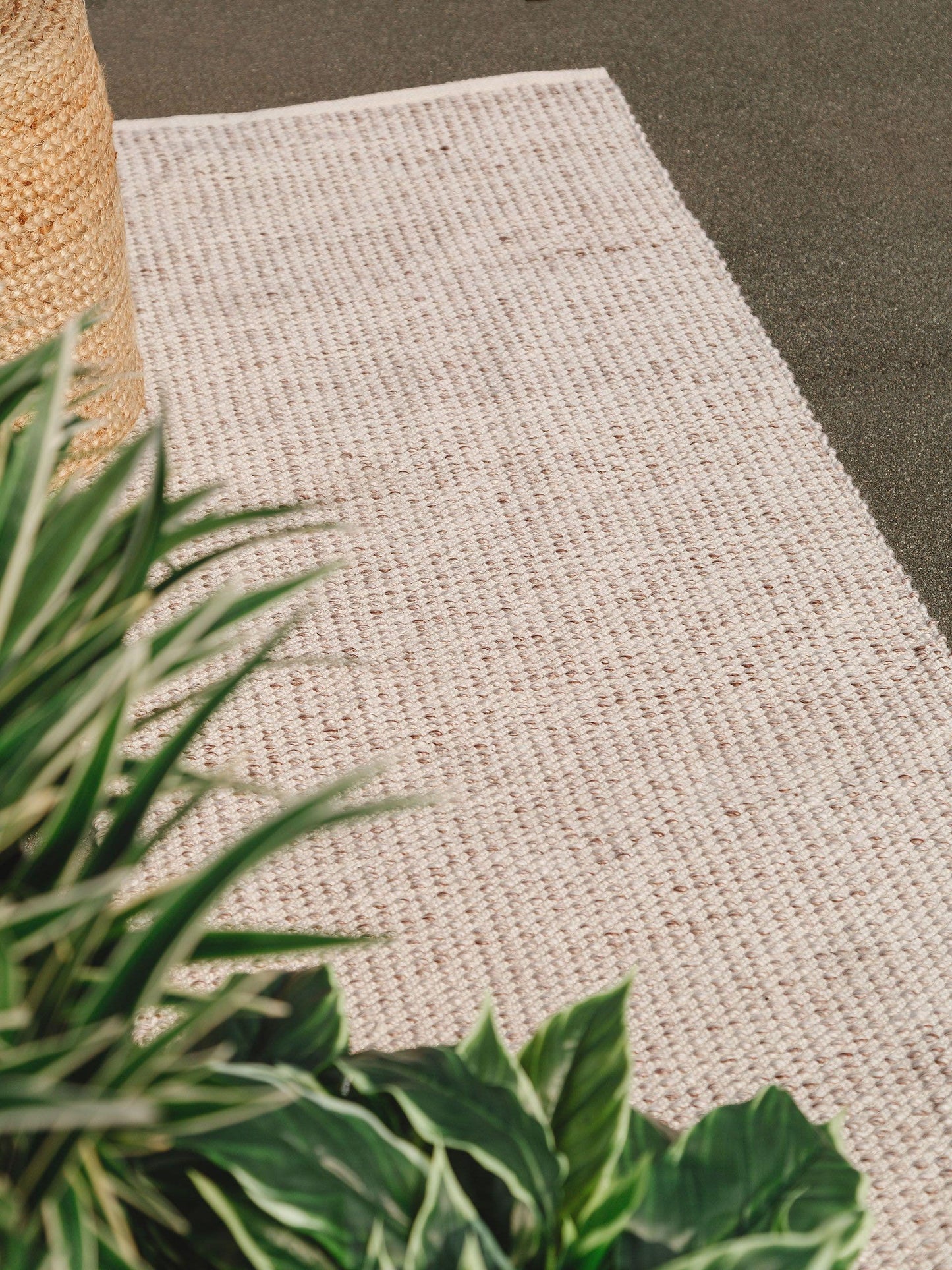 Covor din materiale reciclate Nyssa Cream/Taupe 