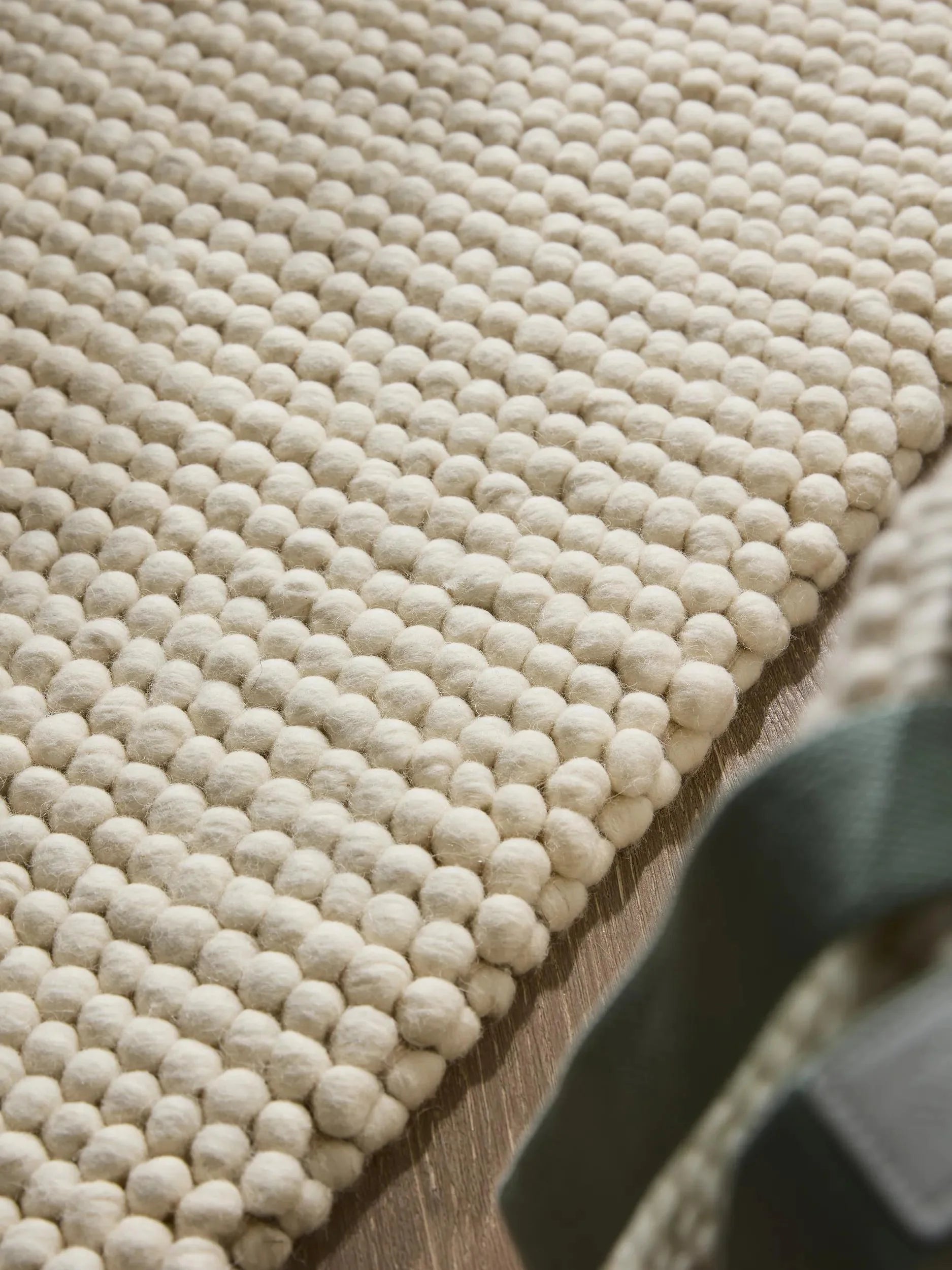 Traversă din lână Beads Cream 