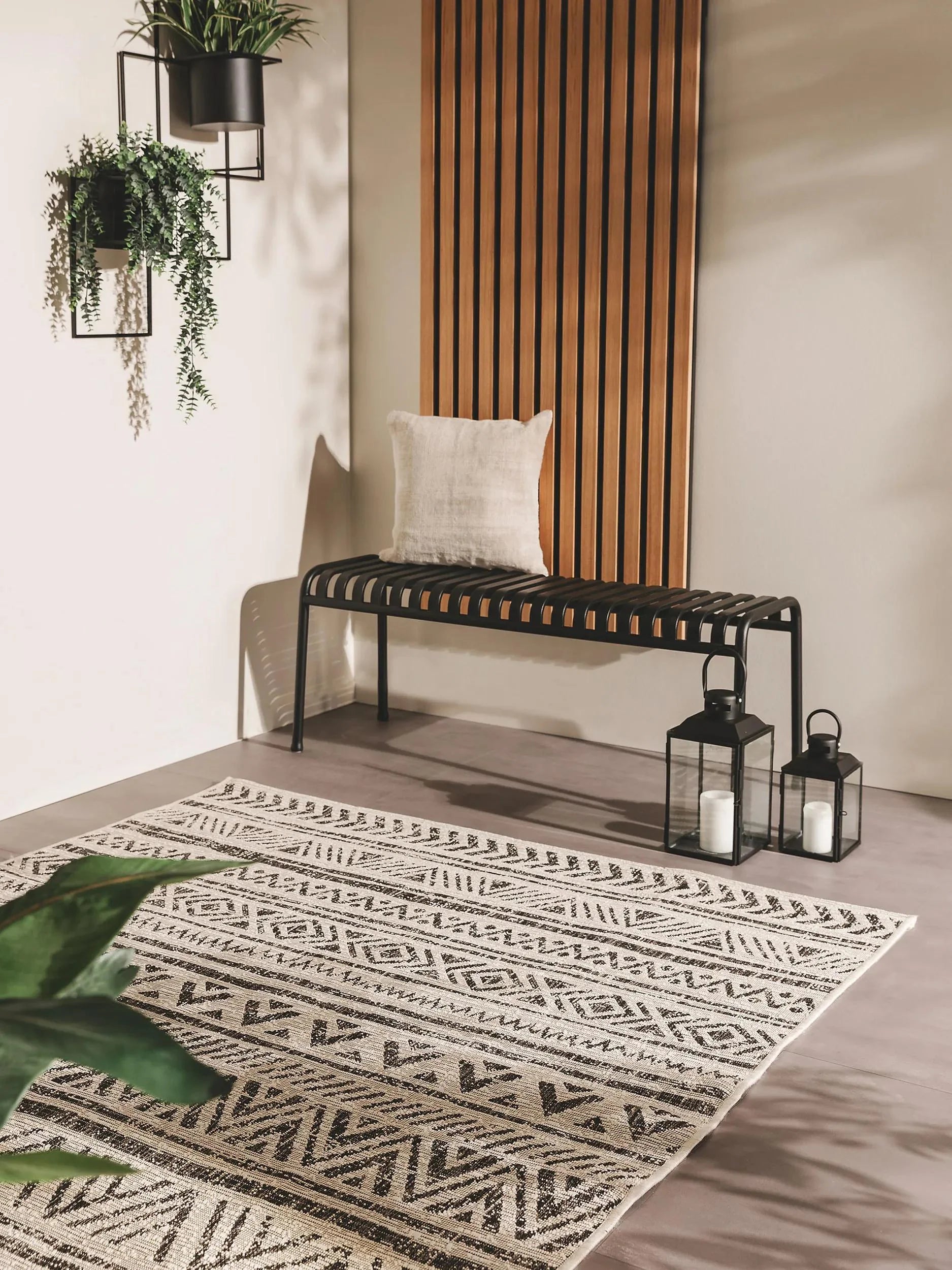 Covor interior/exterior Cleo White/Black 
