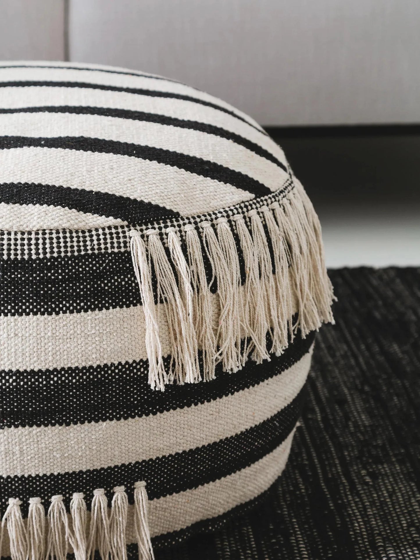 Pouf/taburet Deja Black/White