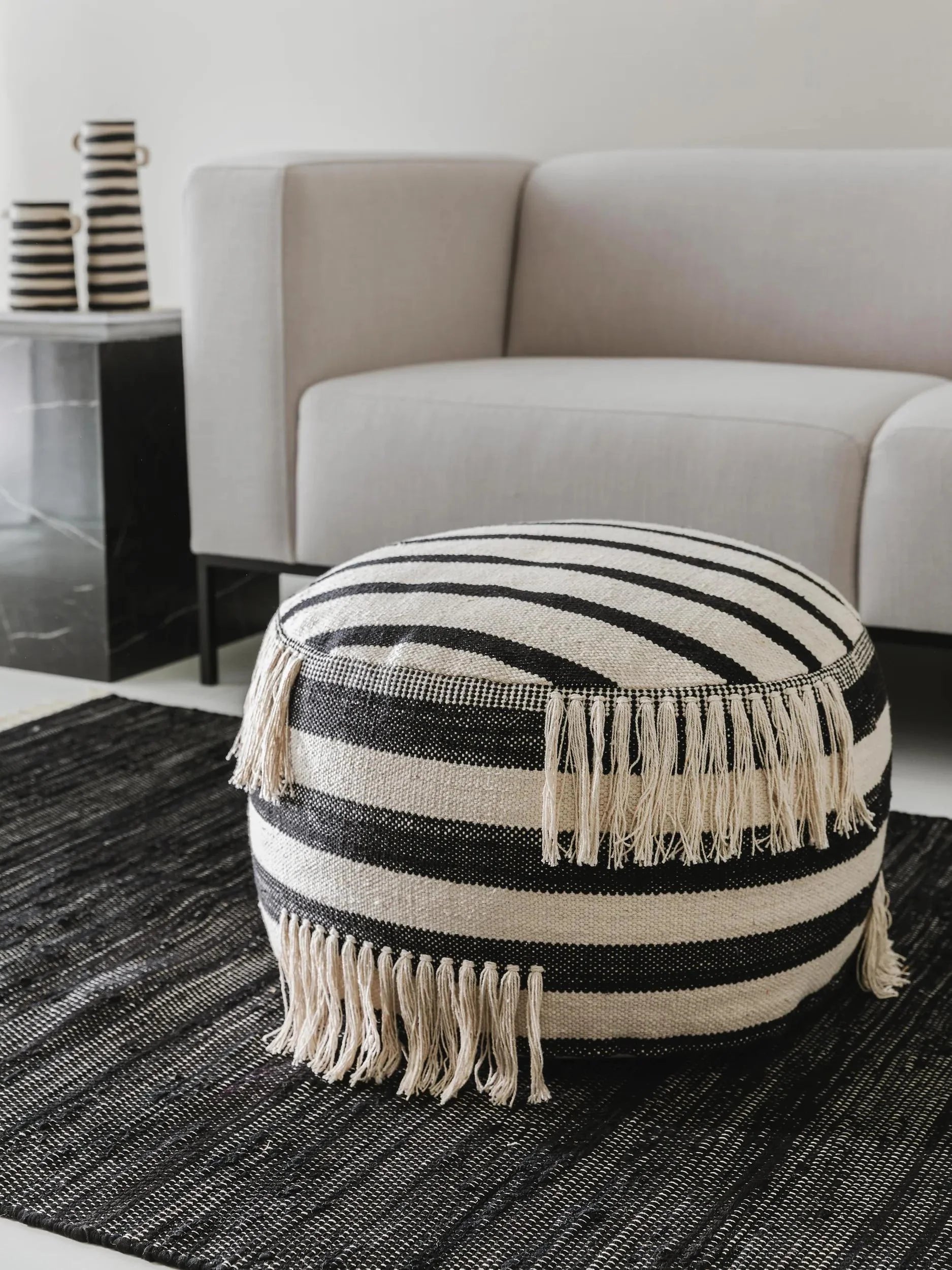 Pouf/taburet Deja Black/White