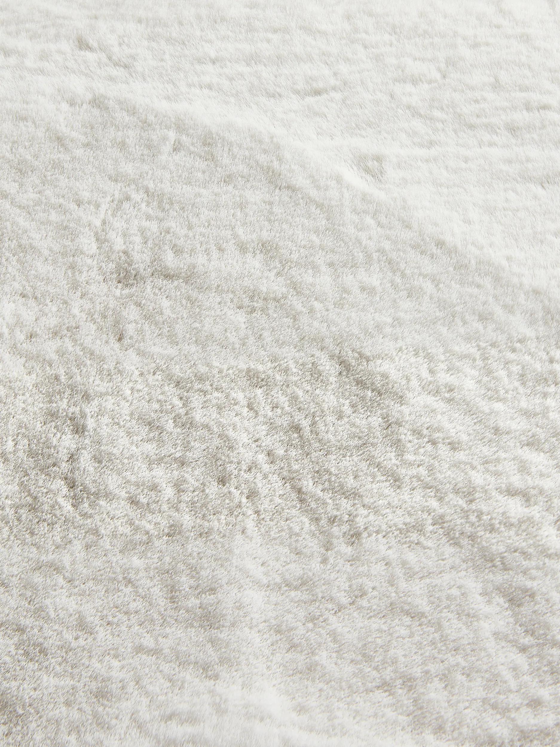 Covor Shaggy Fine White