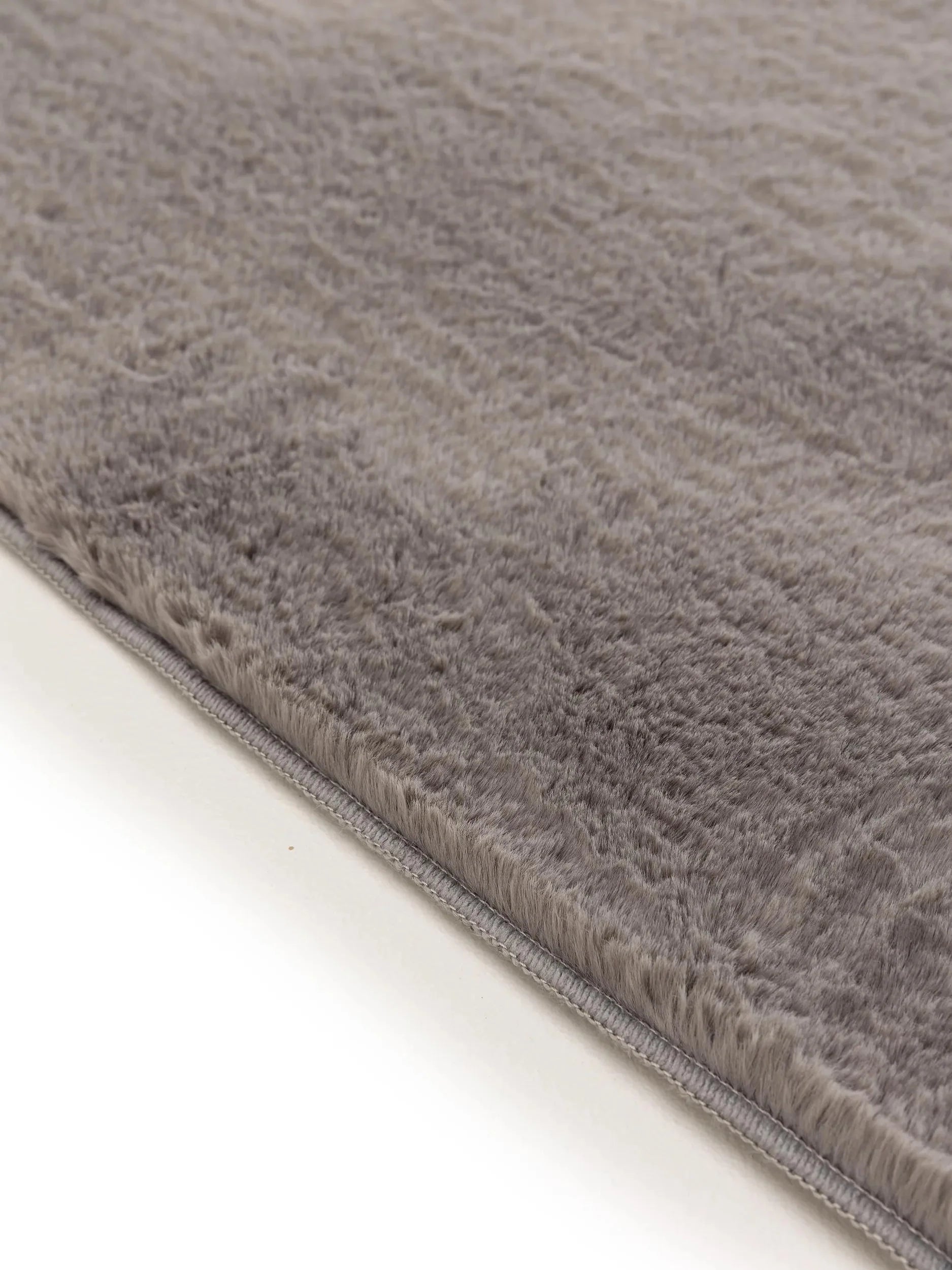 Imitație blană Covor Furry Grey 