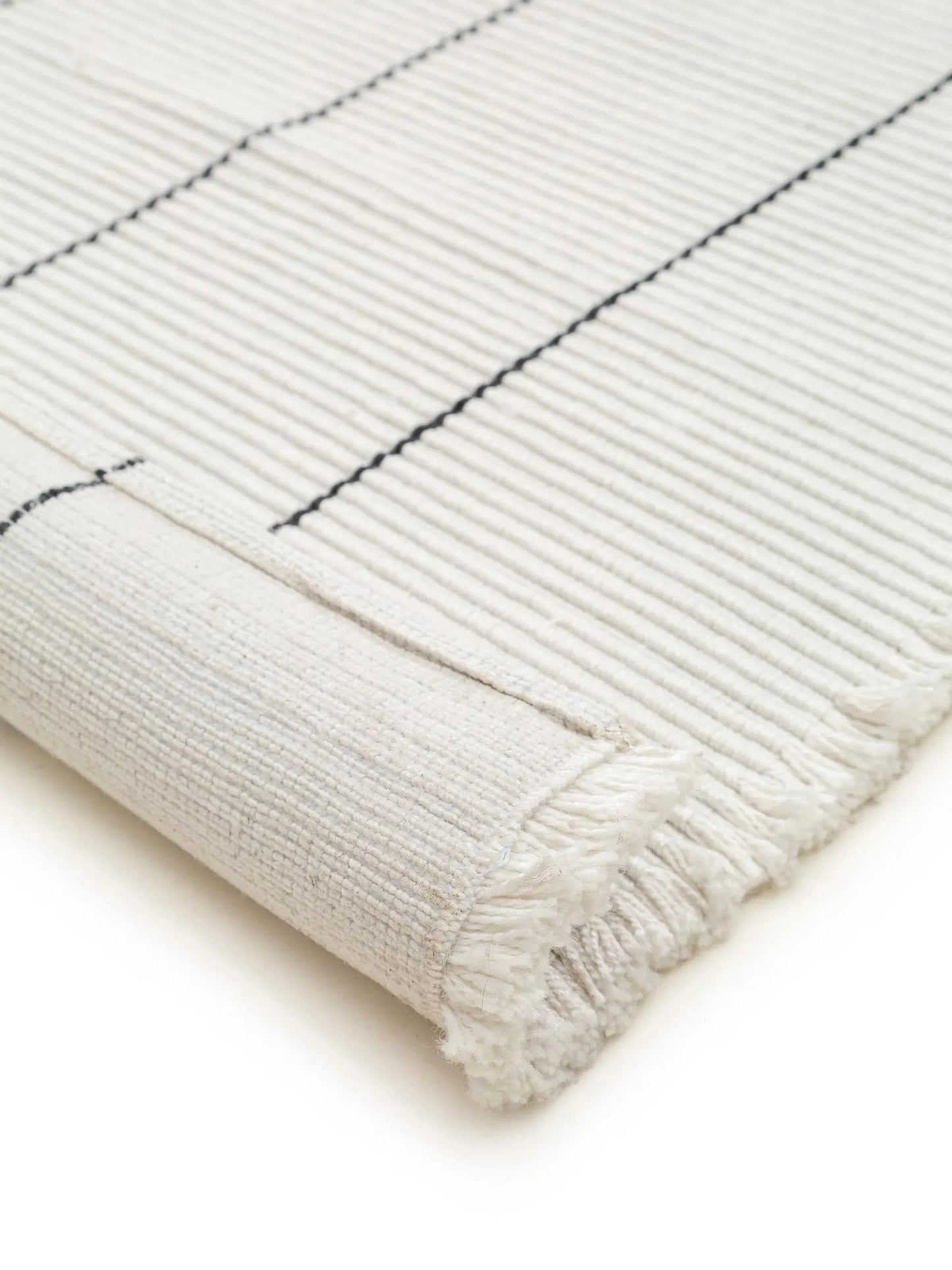Covor din materiale reciclate Gaia White 