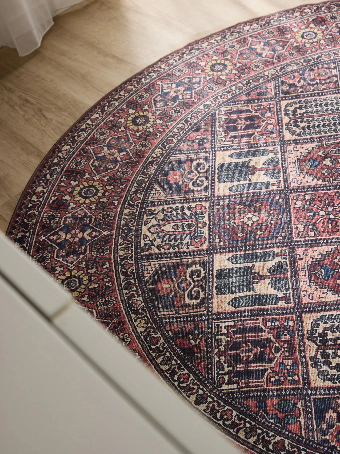 Covor lavabil George Multicolour/Red 