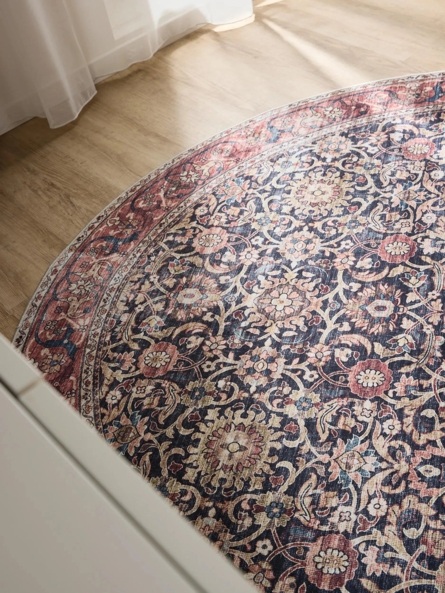 Covor lavabil George Multicolour/Red 