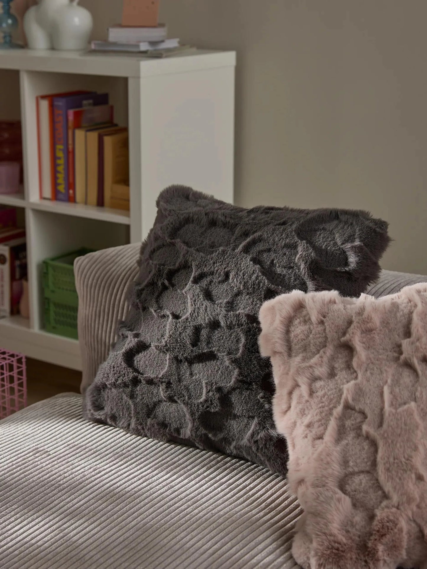 Față de pernă Immy Charcoal 