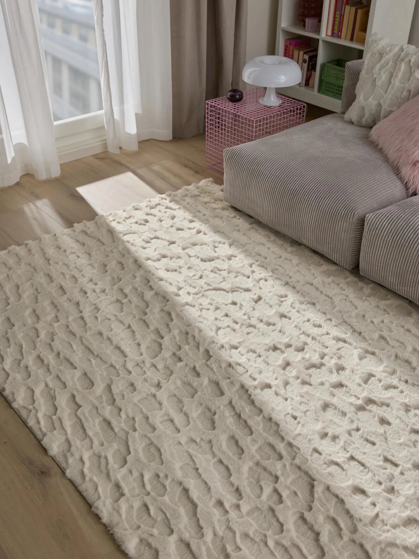 Covor blana Immy Cream 