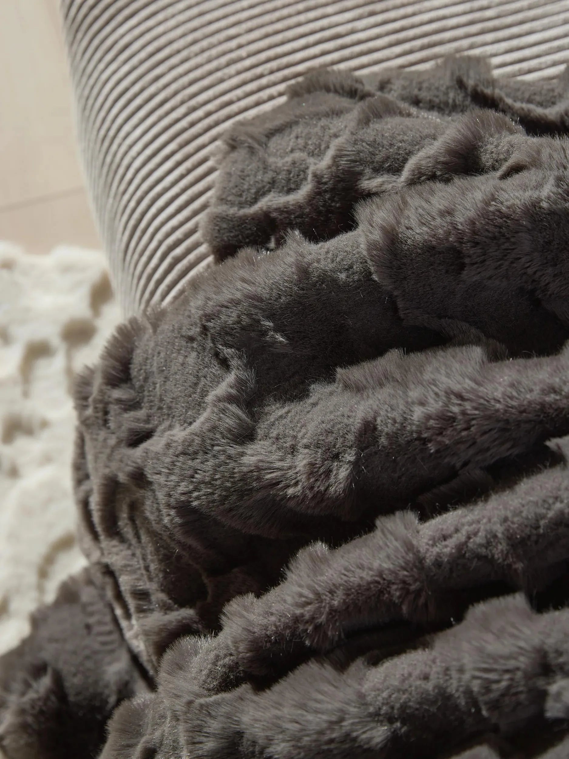 Pătură Immy Charcoal 