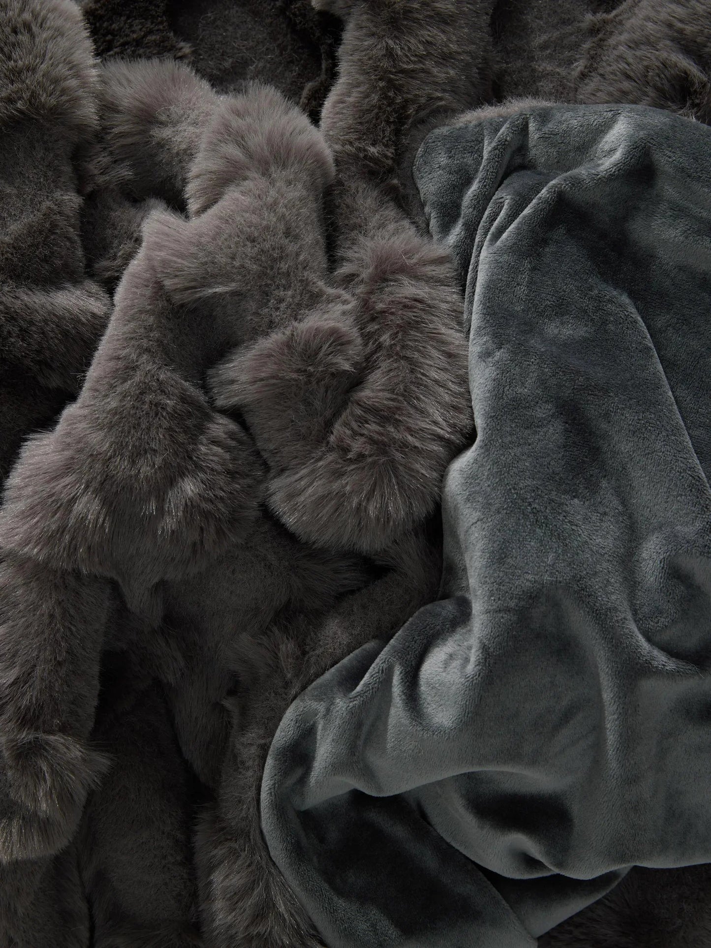 Pătură Immy Charcoal 