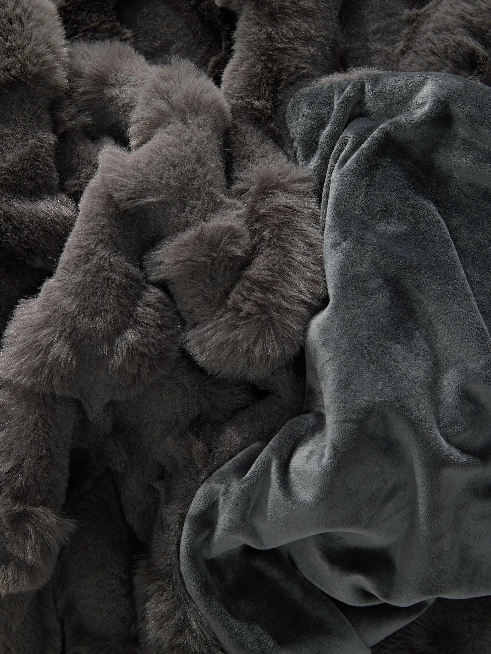 Pătură Immy Charcoal 