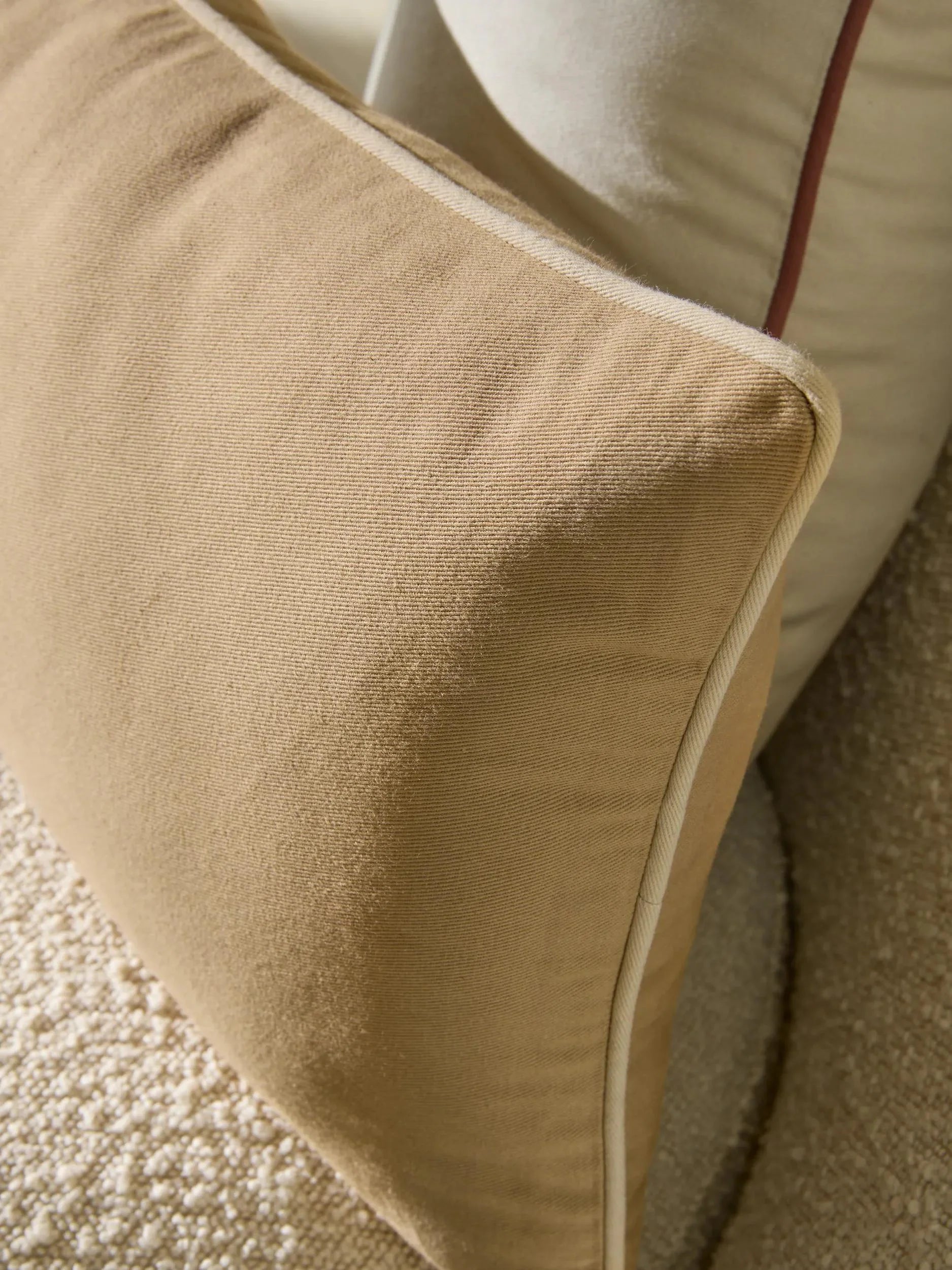 Pernă Ines Beige/Cream