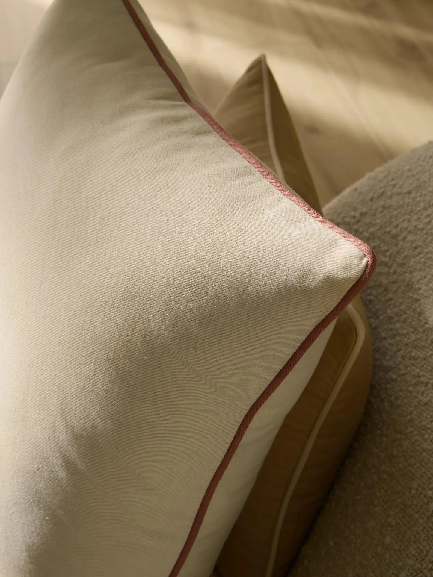 Pernă Ines Cream/Terracotta