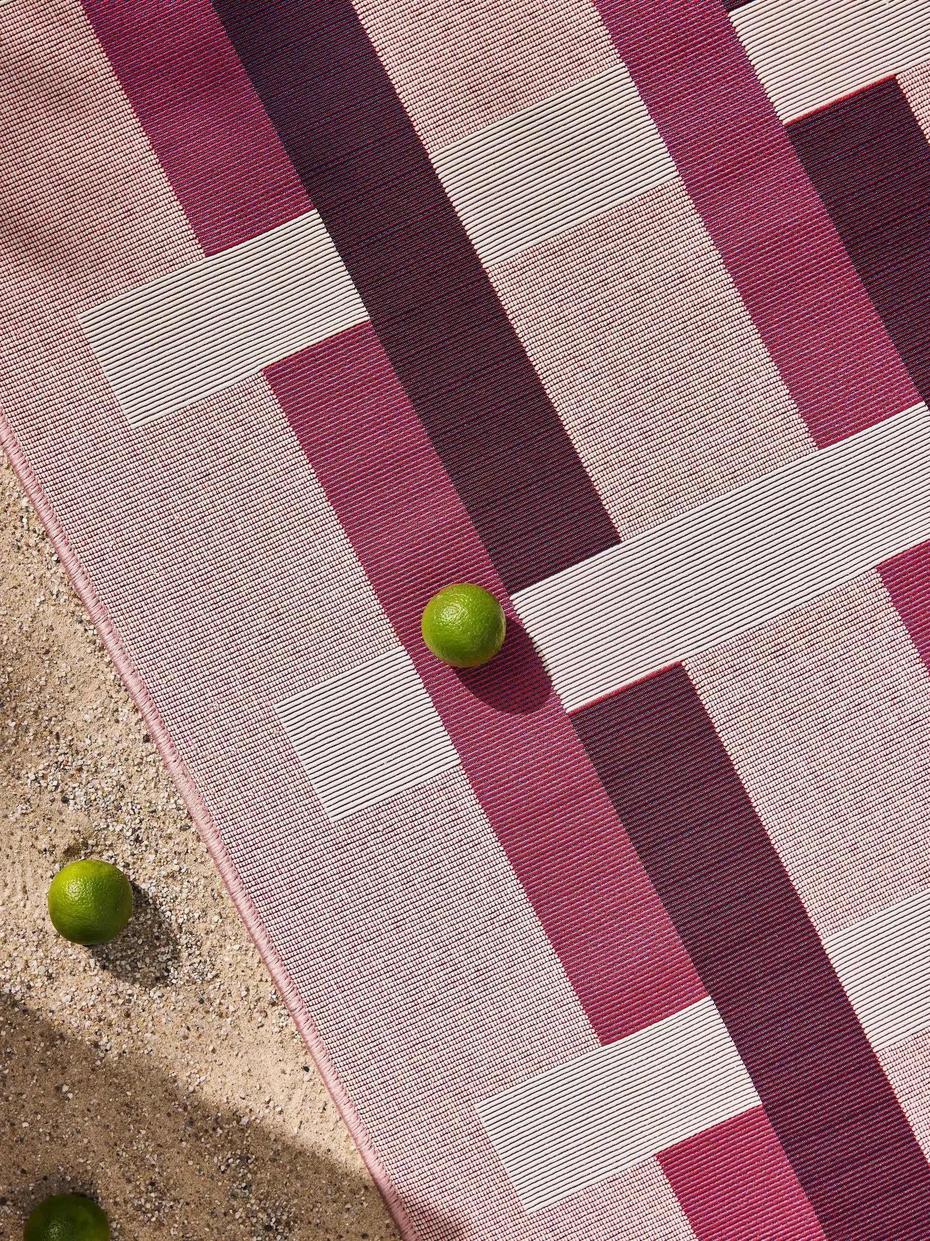 Covor interior/exterior Jovis Pink 