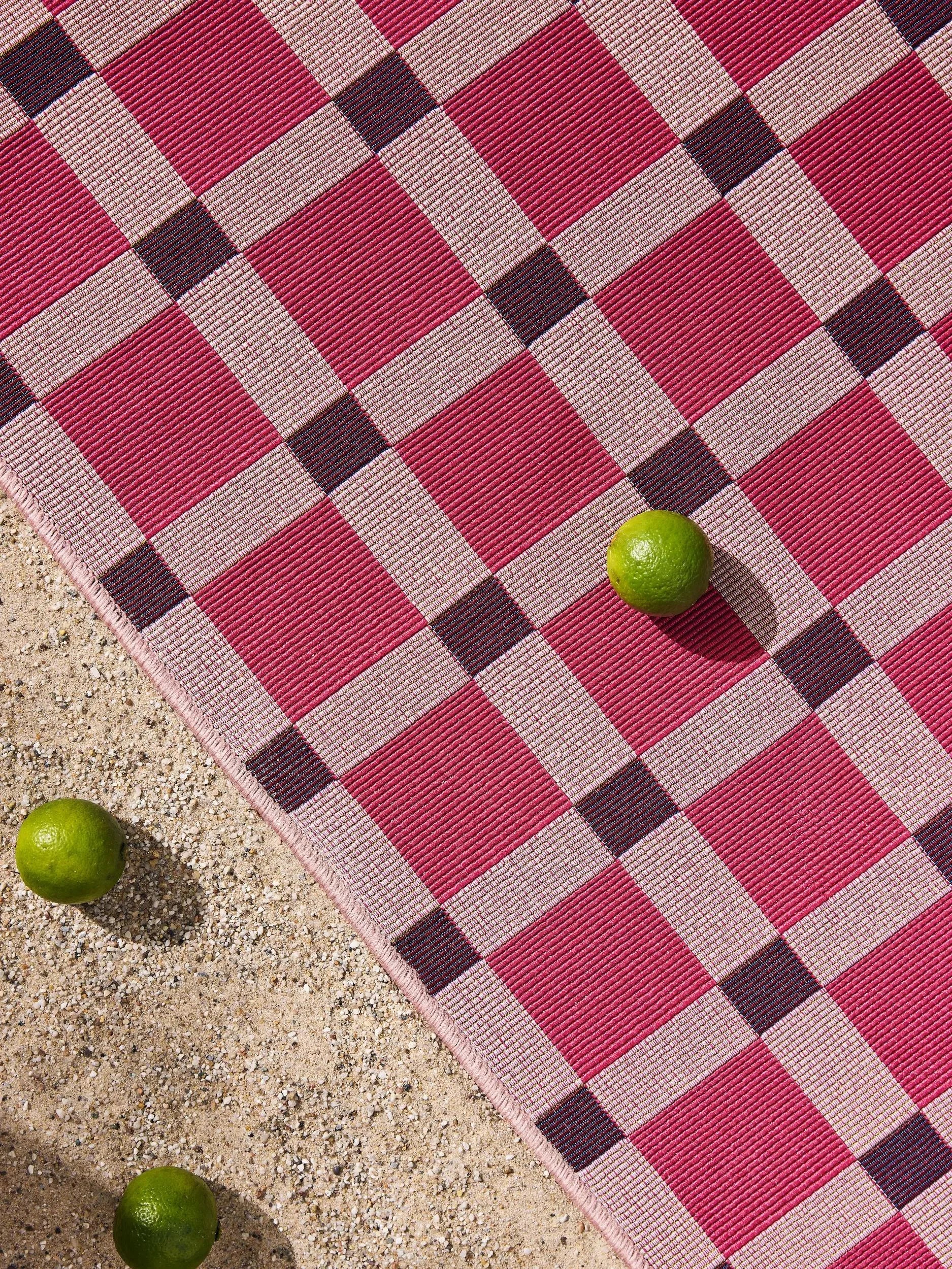 Covor interior/exterior Jovis Pink 