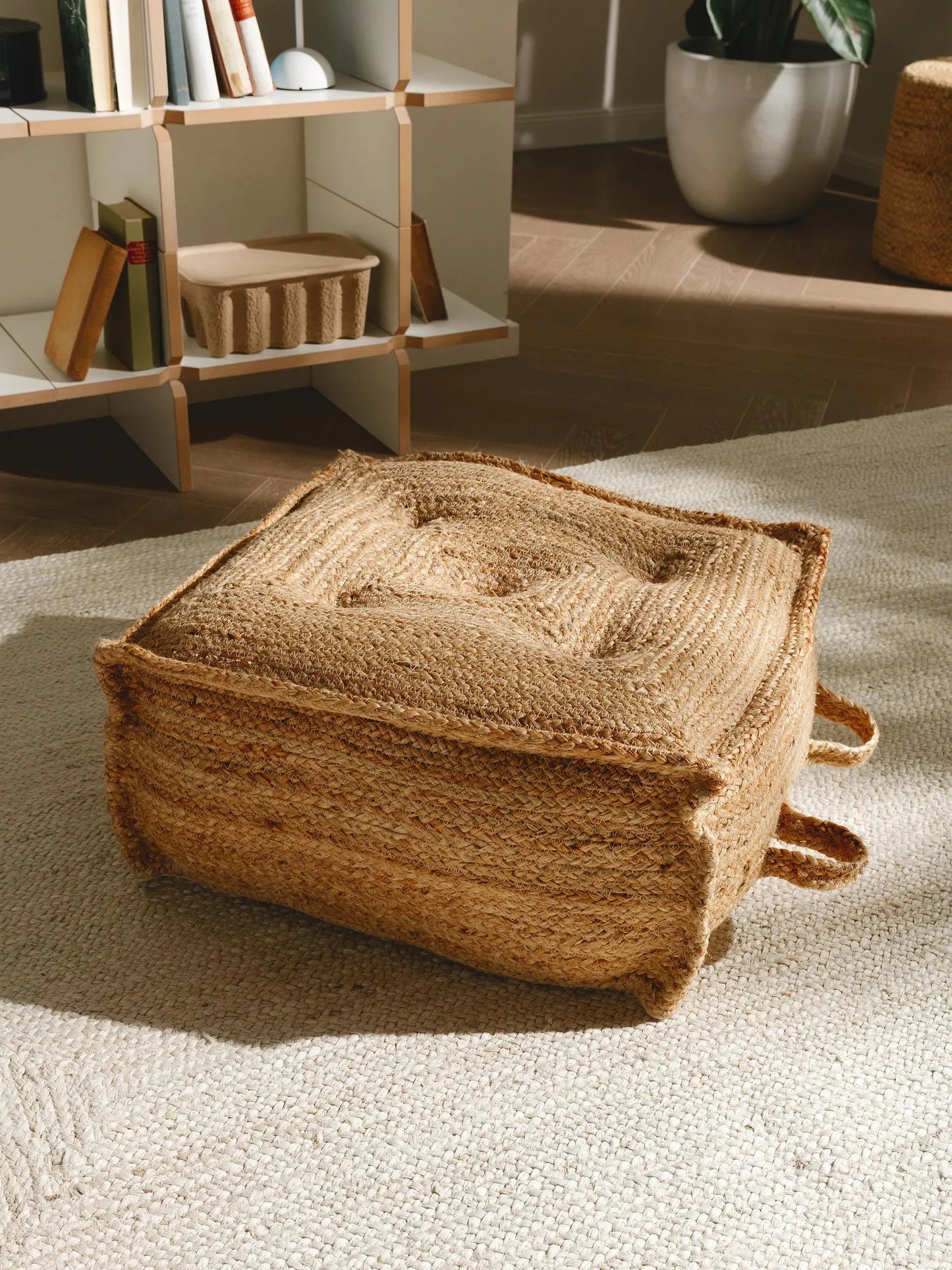 Floor Pernă Jutta Light Brown 