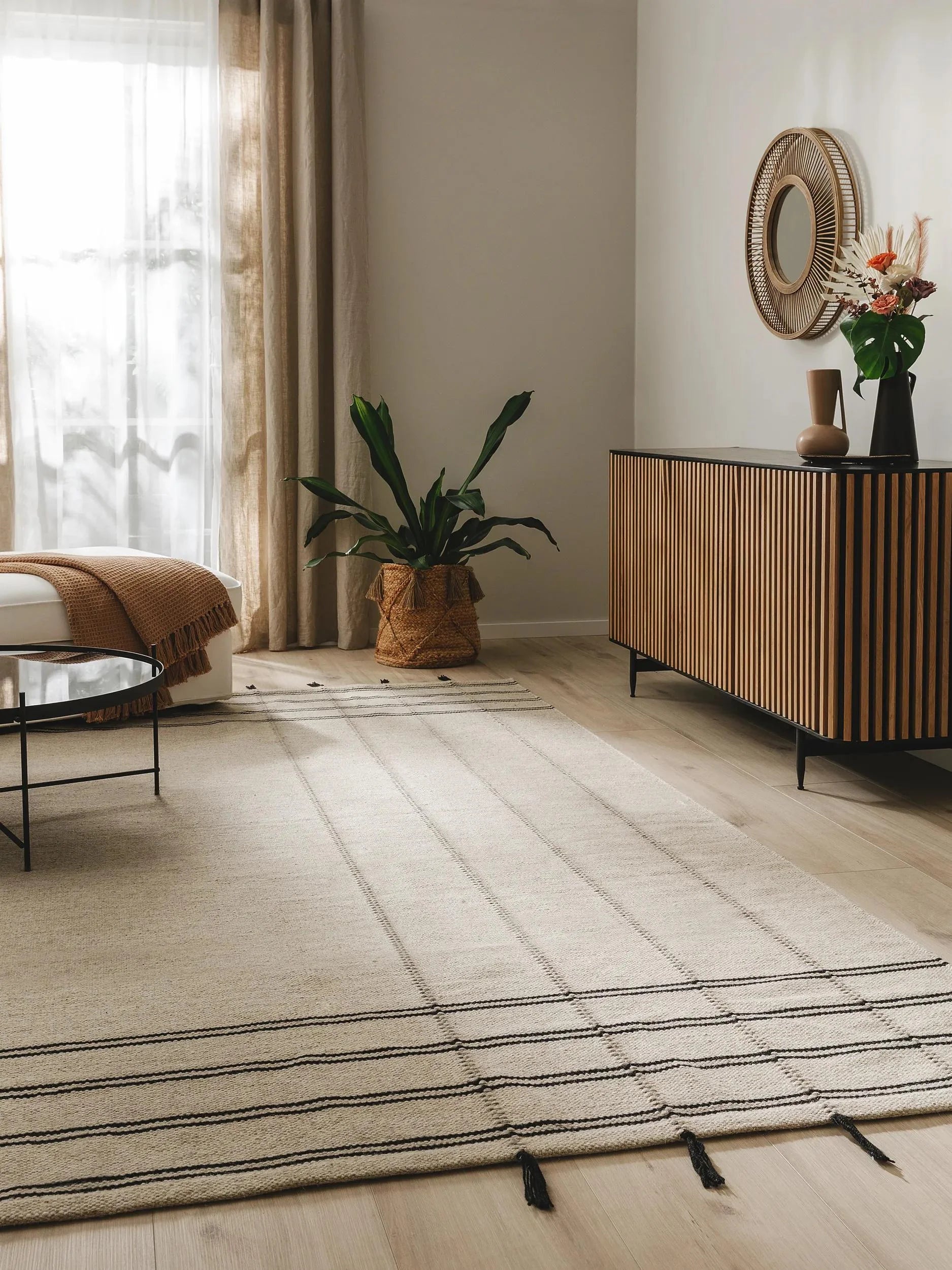 Covor de lână Kambiz Beige/Black