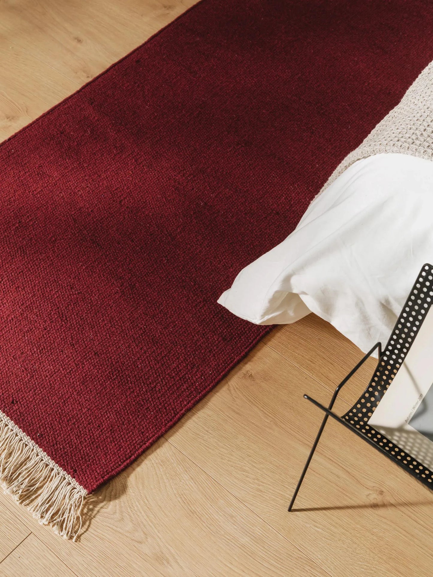 Covor de lână Liv Dark Red 