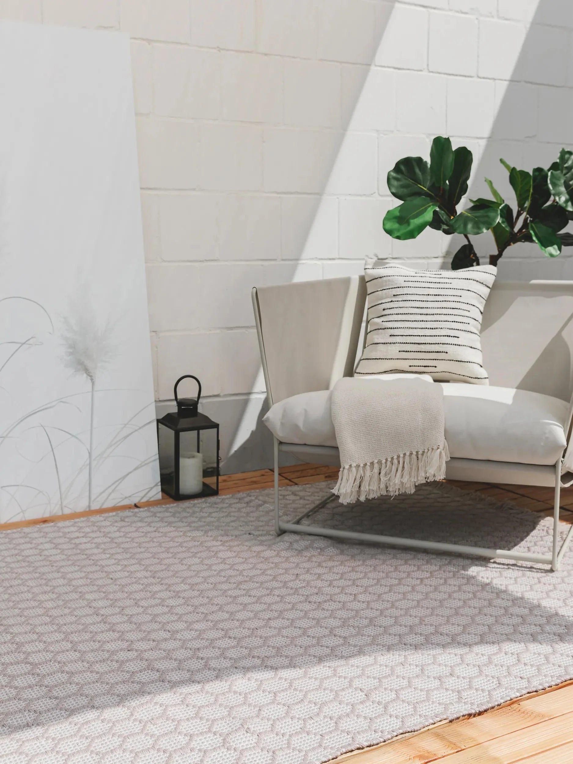 Covor din materiale reciclate Mimpi Taupe 