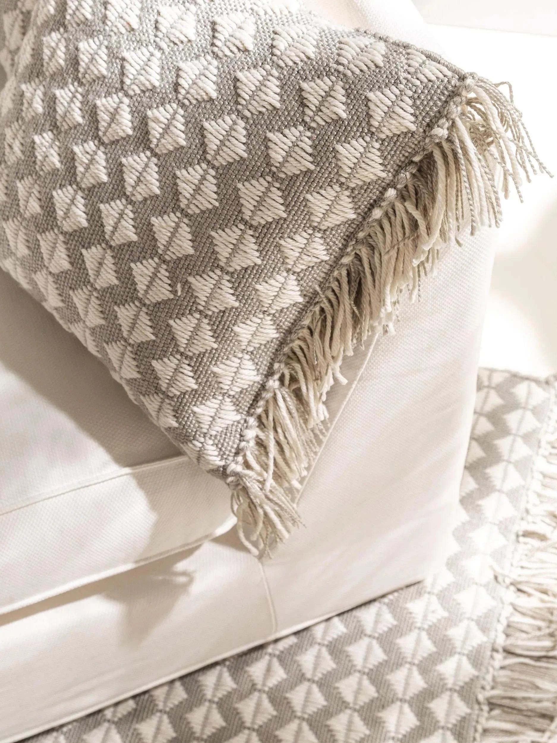 In- & Outdoor Pernă Morty Grey 
