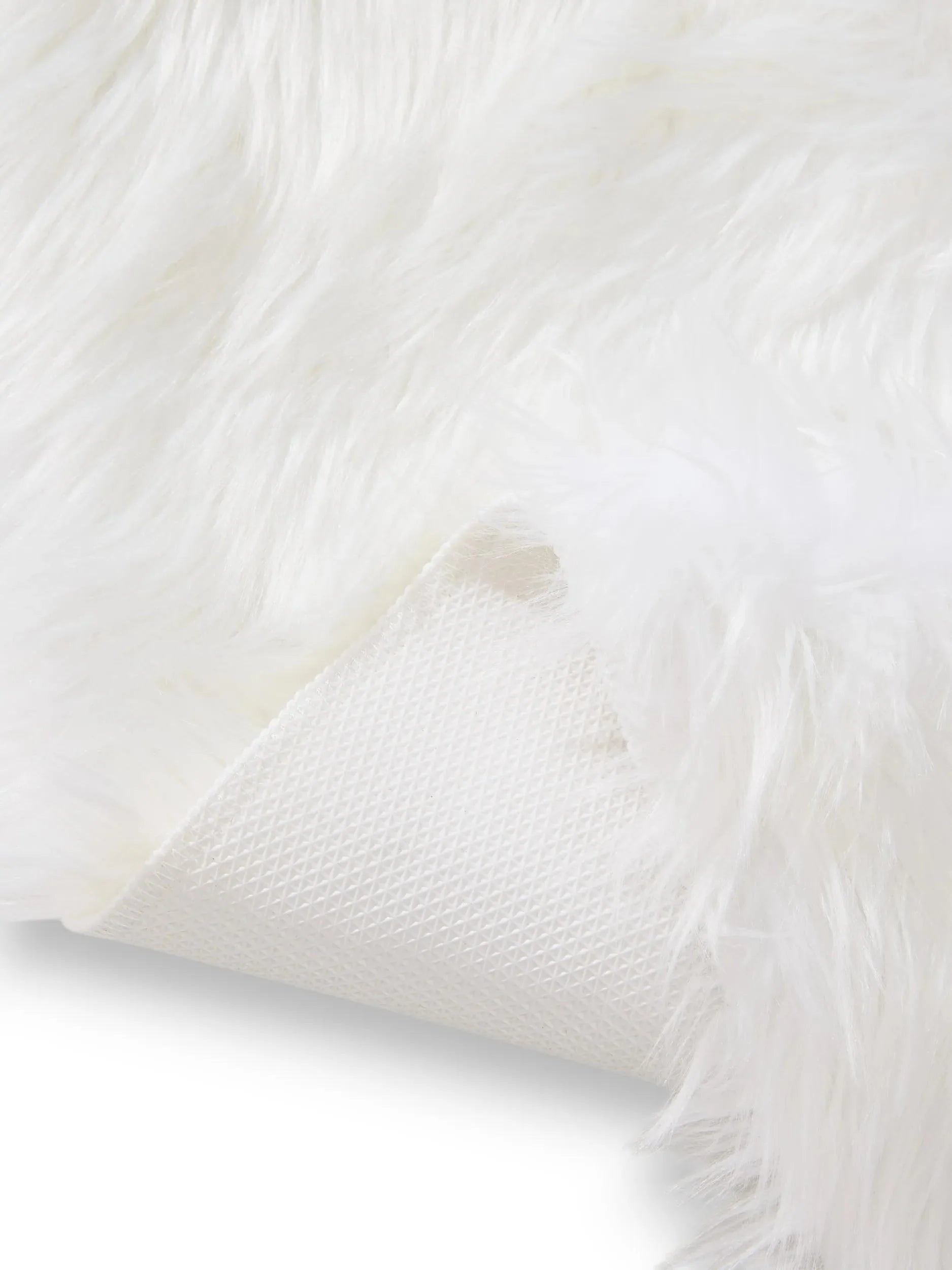 Covor Shaggy lavabil Nanuk White