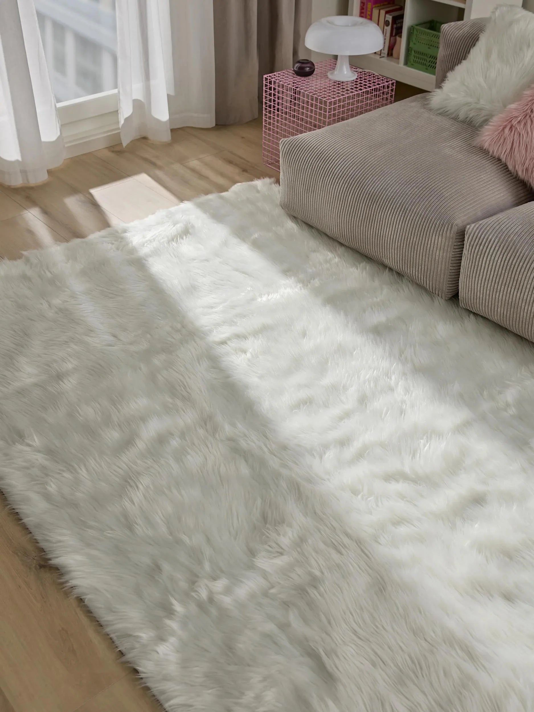Covor Shaggy lavabil Nanuk White