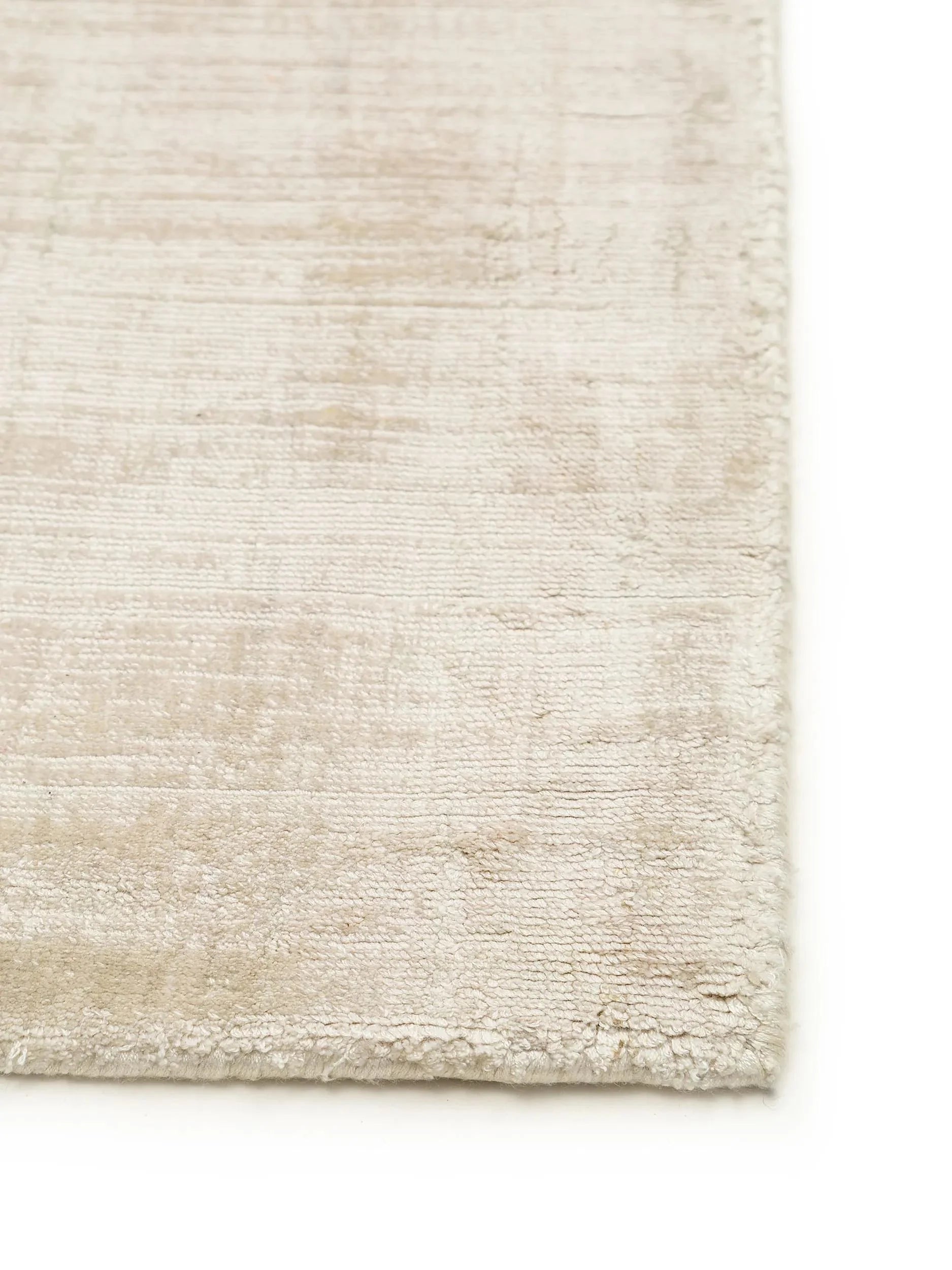 Covor din vâscoză Nova Cream 