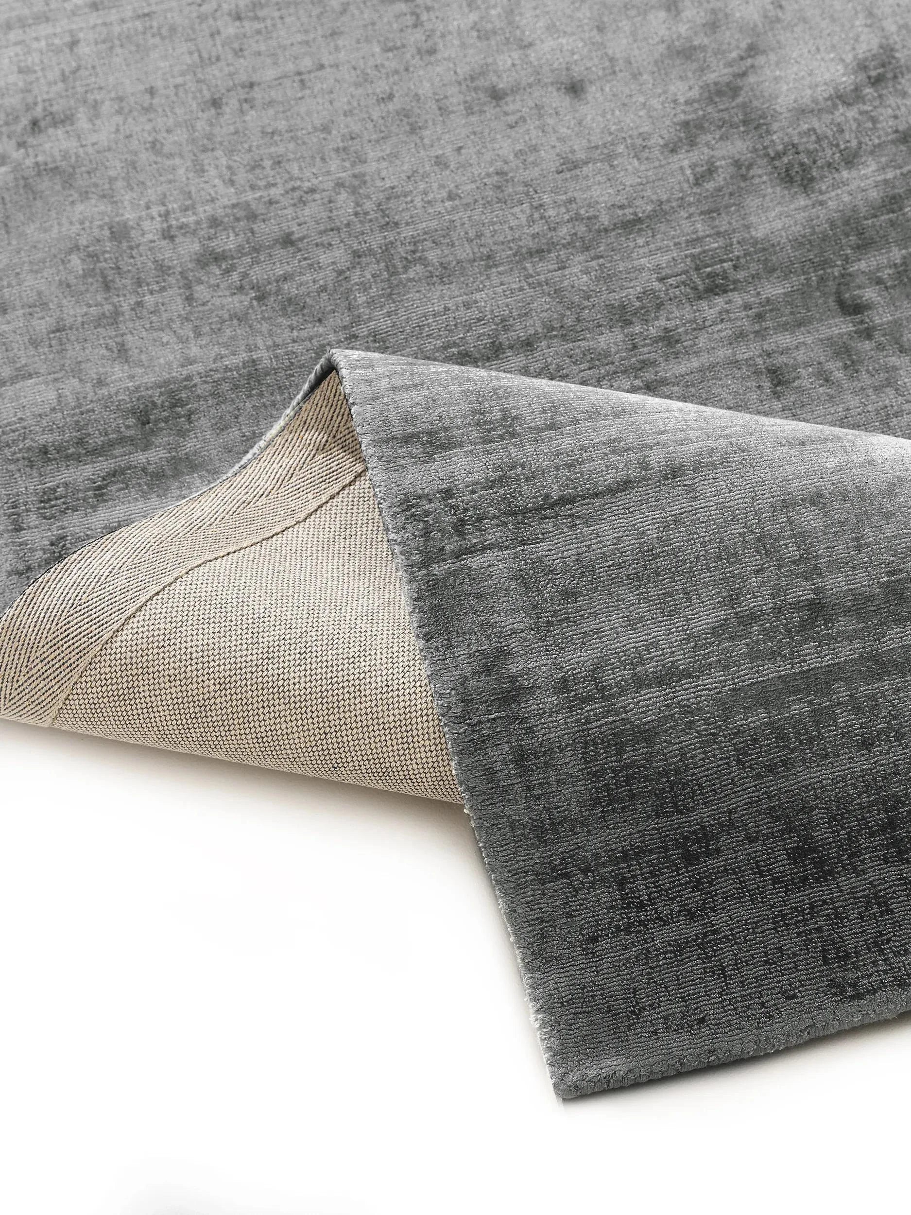 Covor din vâscoză Nova Dark Grey