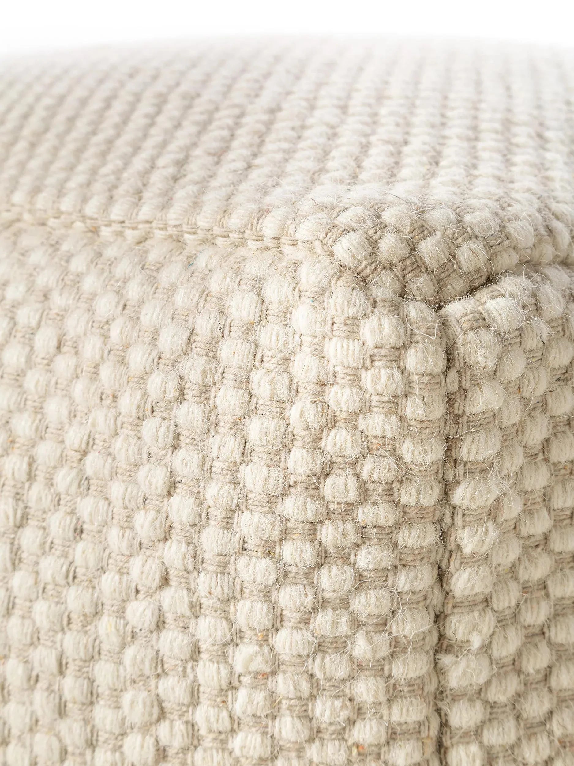 Handmade Wool Pouf/taburet Rocco White 