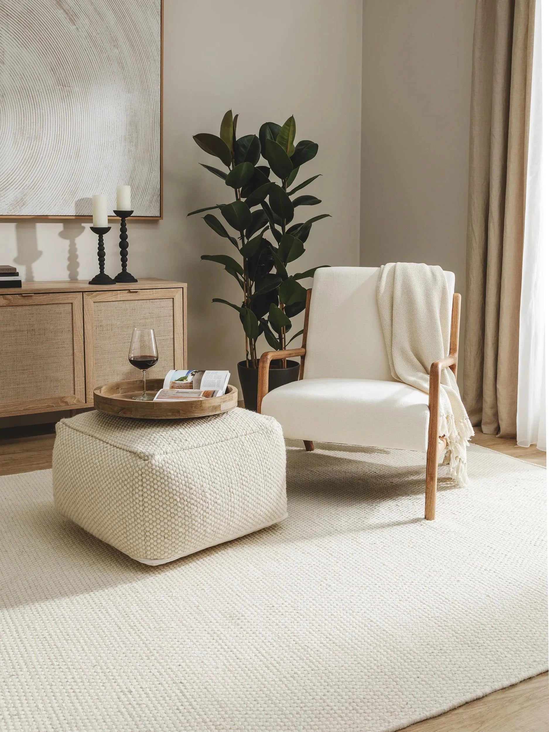 Handmade Wool Pouf/taburet Rocco White