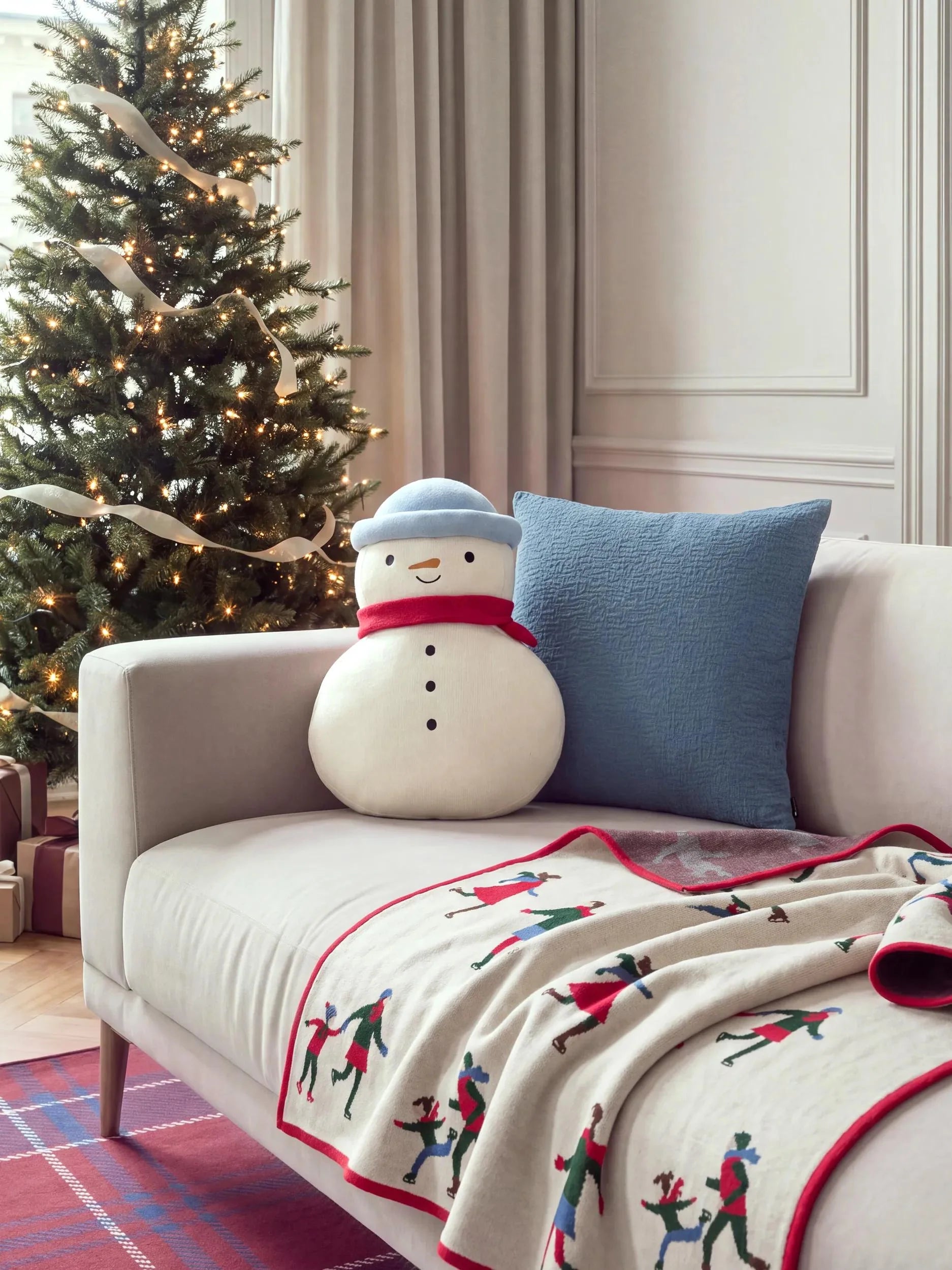 Christmas Pernă Snowman White