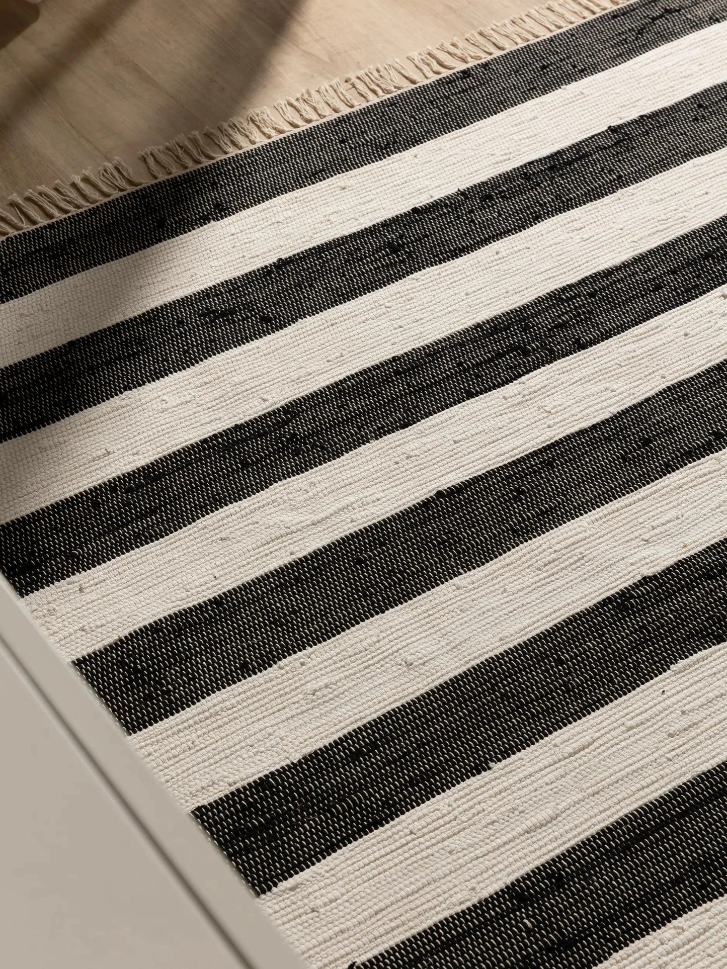 Covor Made From Recycled Material Tom Black/White 