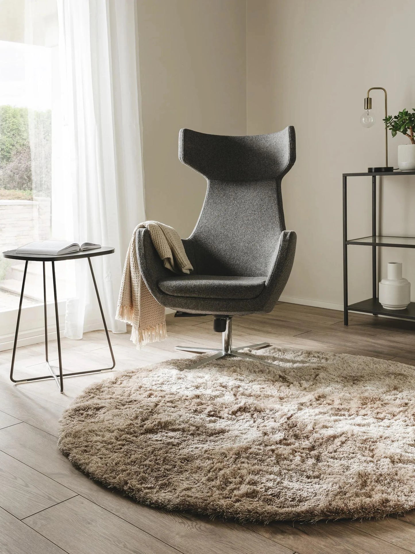 Covor Shaggy Whisper Light Brown 