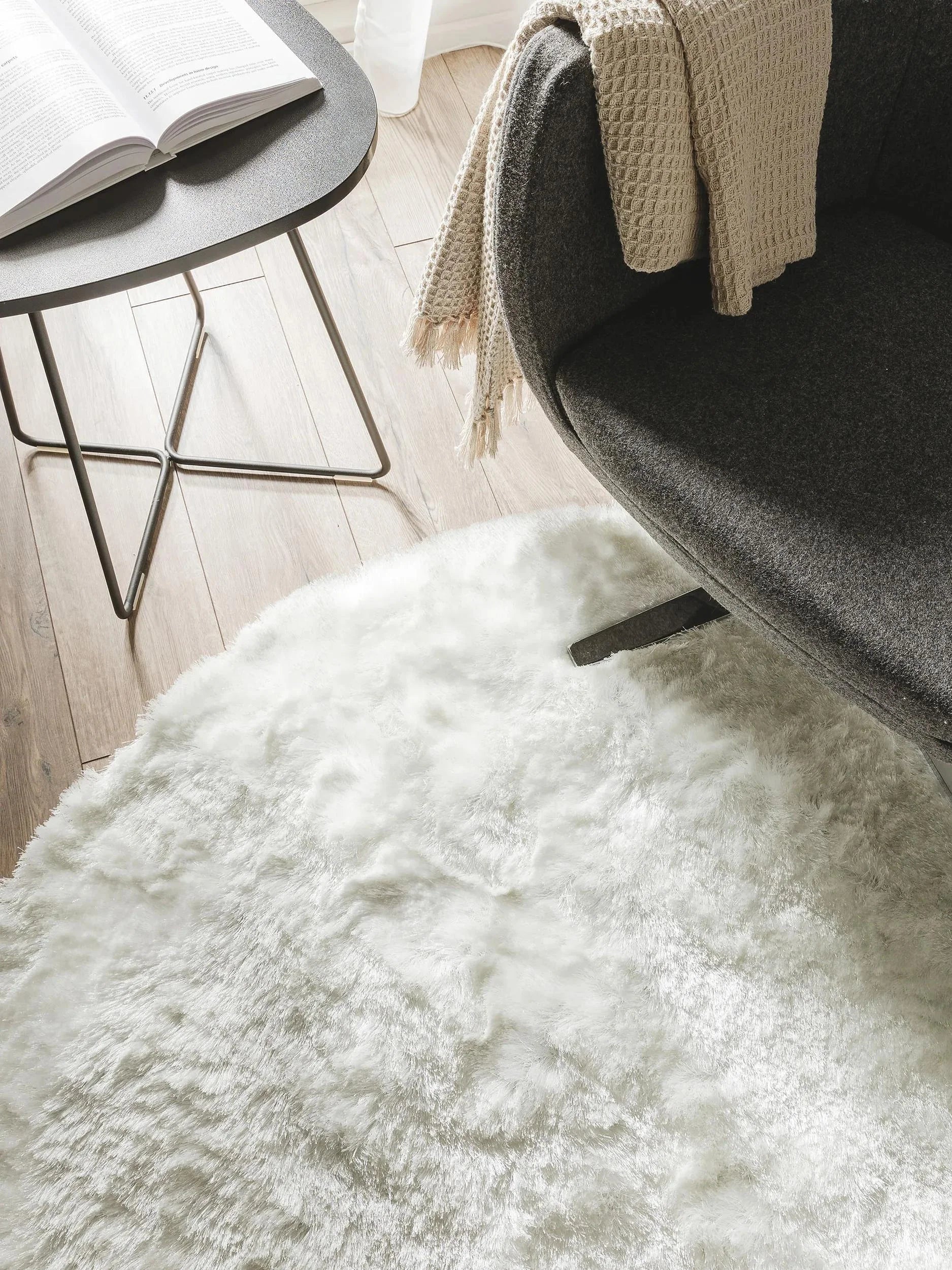 Covor Shaggy Whisper White 