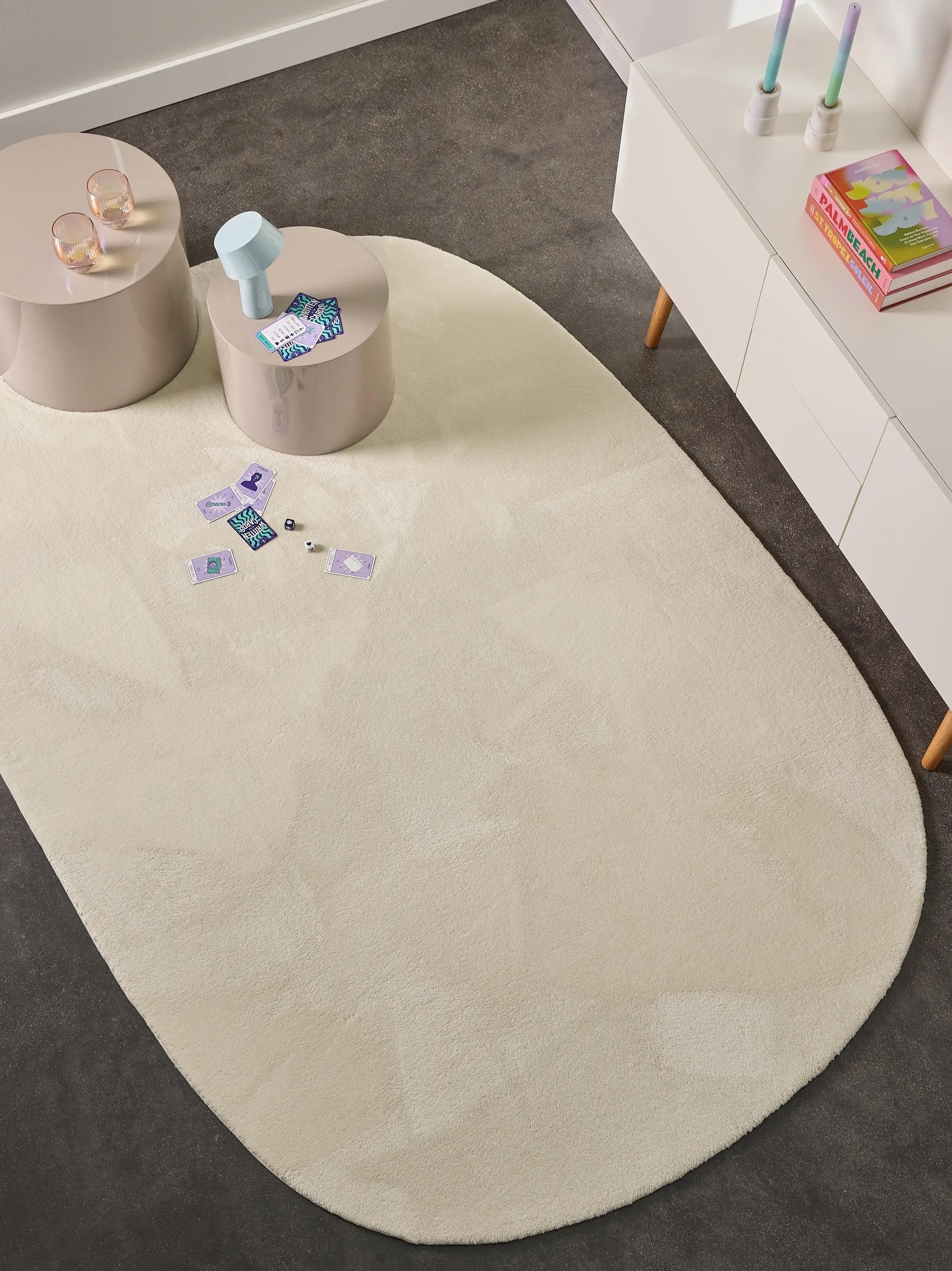 Covor Shaggy Yumi Ivory