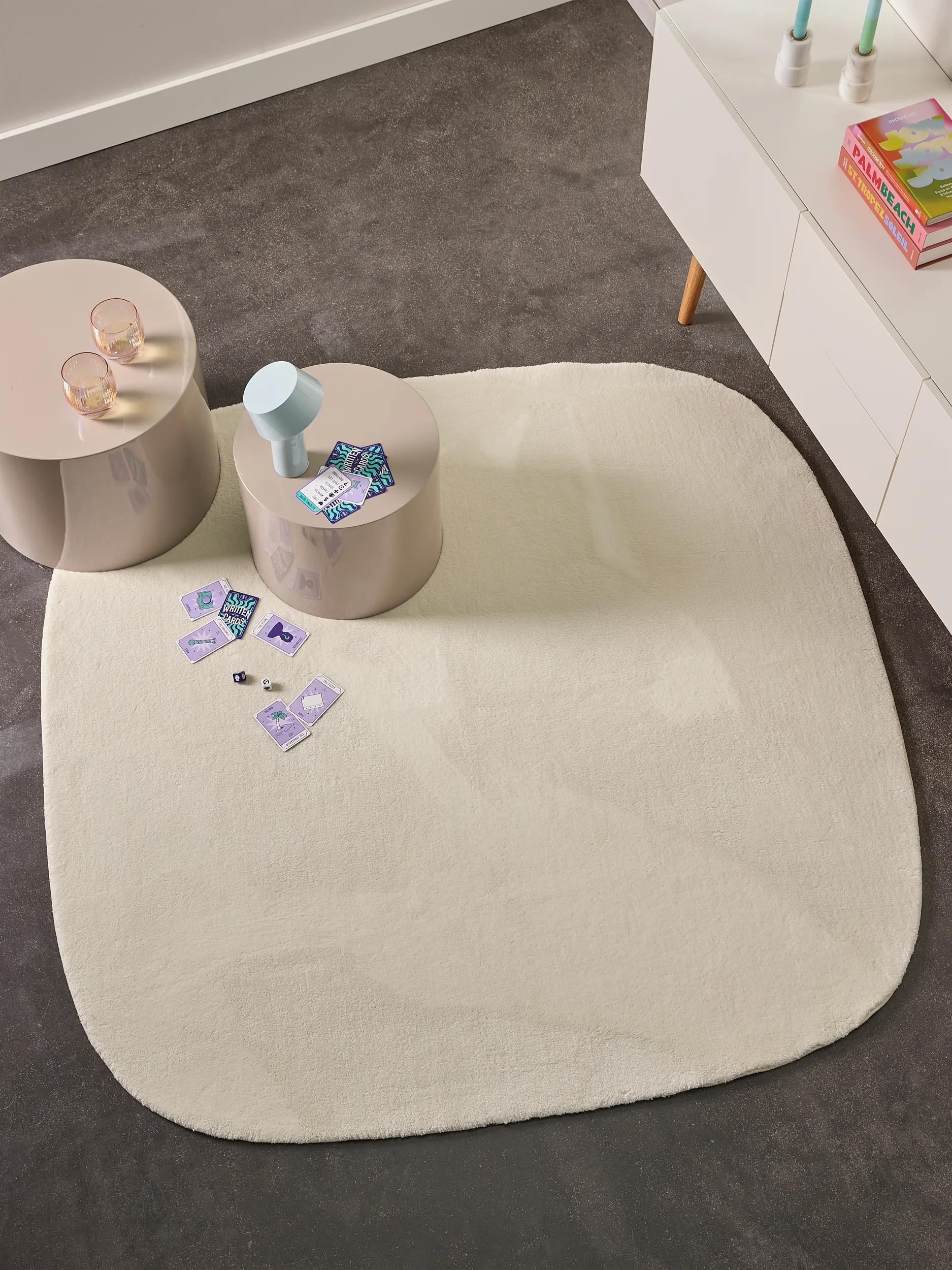 Covor Shaggy Yumi Ivory